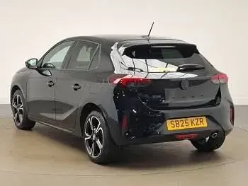 Używany Vauxhall Corsa 100 KM (73 kW) 2025 Czarny Hatchback