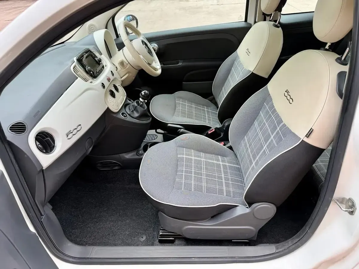 Used Fiat 500 Lounge 69 HP (50 kW) 2015 White Hatchback