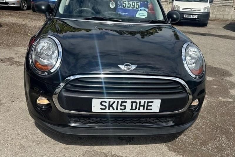 Black Used 2015 Mini ONE Hatch Hatchback | £5,595 (Good price) - Image 1/1