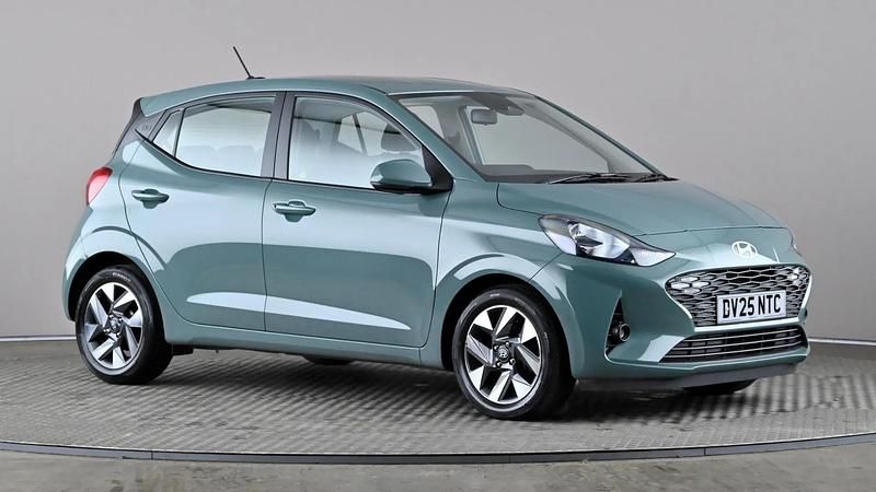 Used Hyundai i10 Advanced 79 HP (58 kW) 2025 Green Hatchback