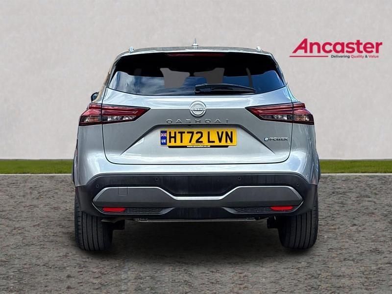 Used Nissan Qashqai N-Connecta 190 HP (139 kW) 2023 Silver SUV