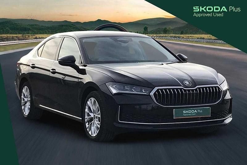 Used Skoda Superb SE L 147 HP (108 kW) 2025 Midnight black metallic Hatchback