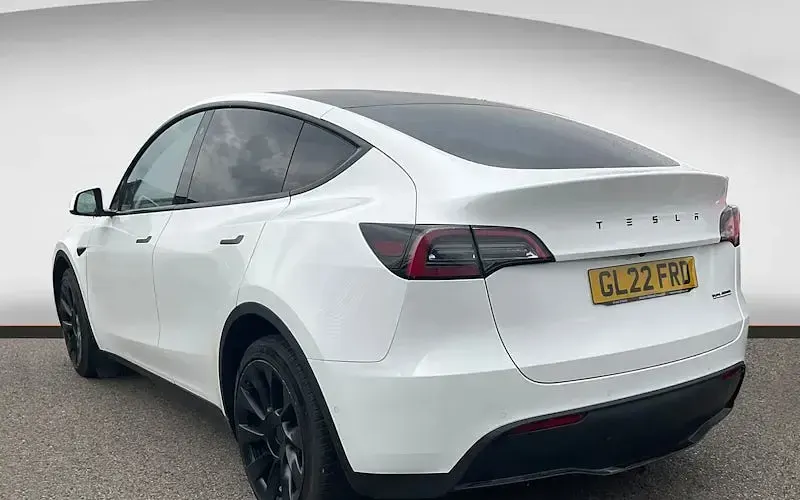 Used Tesla Model Y Long Range AWD 286 kW (389 HP) 2025 SUV