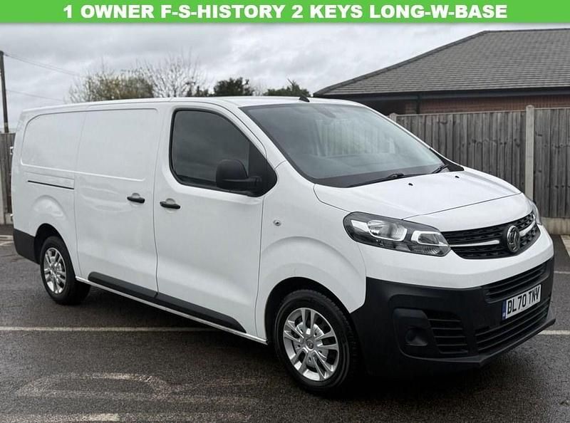 White Used 2020 Vauxhall Vivaro S MPV | £9,900 (Super price) - Image 1/4