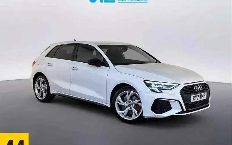 Used Audi A3 Sportback e-tron Competition 245 HP (180 kW) 2021 Hatchback