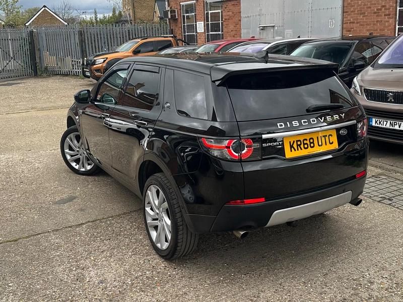 Used Land Rover Discovery Sport HSE Luxury 180 HP (132 kW) 2018 Black SUV