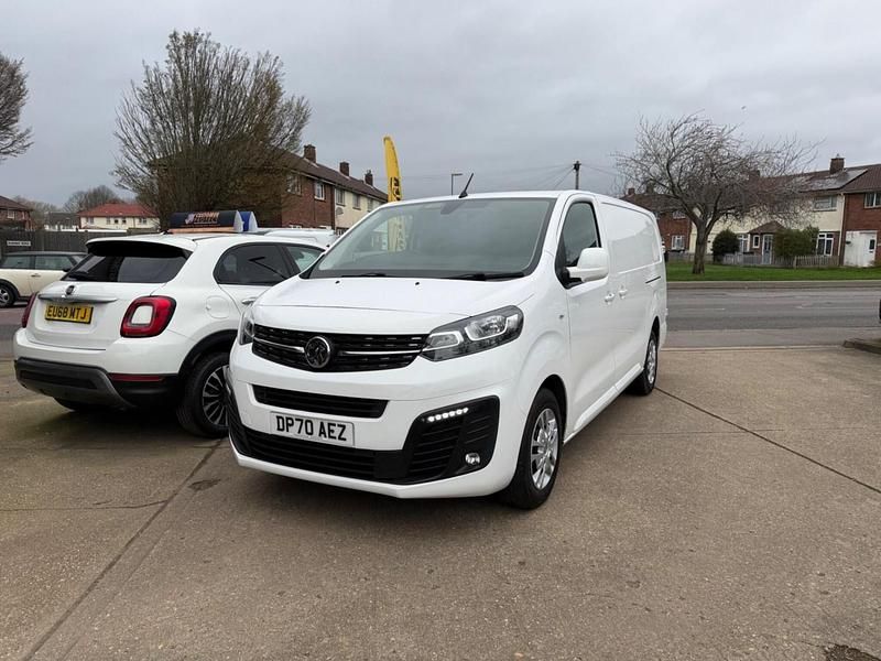 Used Vauxhall Vivaro Sportive 100 HP (73 kW) 2020 White MPV