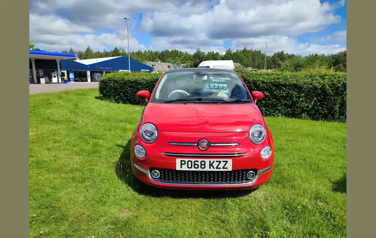Used Fiat 500 Lounge 69 HP (50 kW) 2018 Red Hatchback