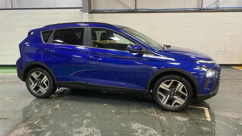 Used Hyundai Bayon Premium 100 HP (73 kW) 2023 Blue SUV