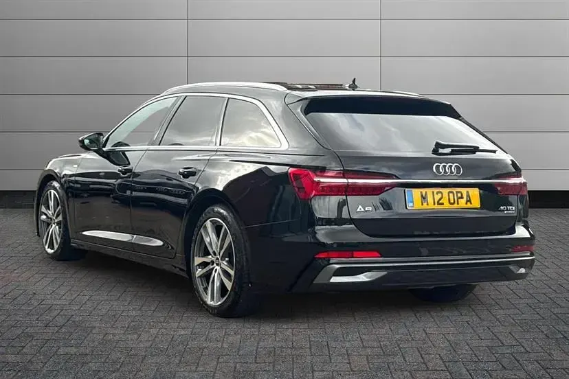 Begagnad Audi A6 S-Line 204 HK (150 kW) 2024 Svart Kombi