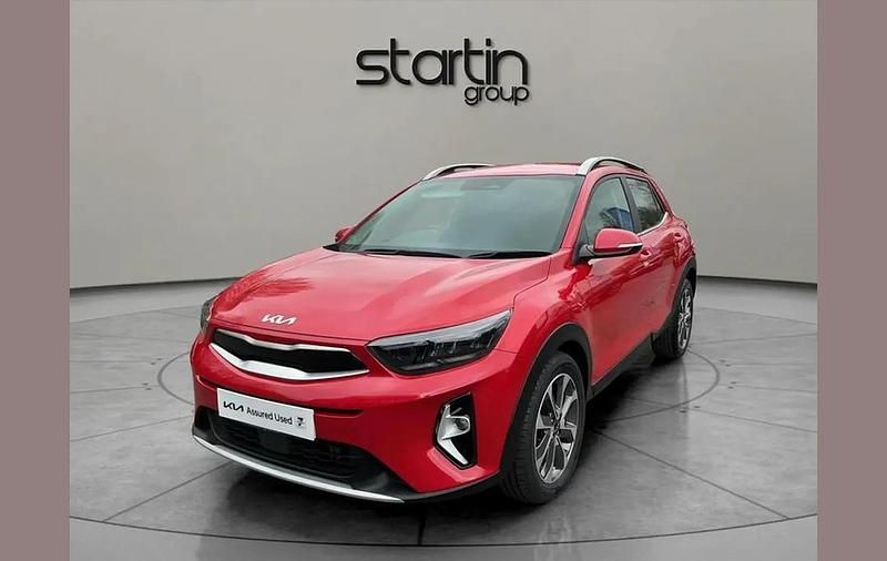Used Kia Stonic 117 HP (86 kW) 2024 Red SUV
