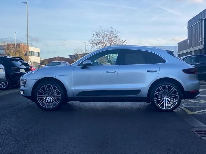 Used Porsche Macan 258 HP (189 kW) 2014 Silver SUV