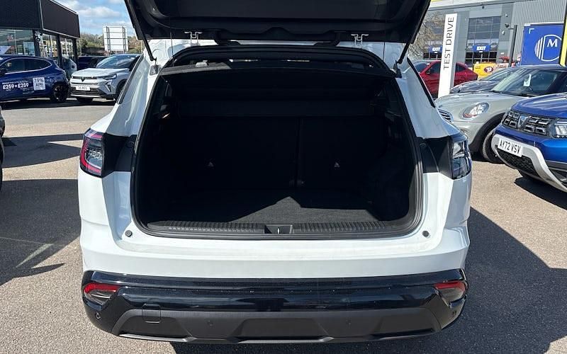 Used Renault Austral Techno 200 HP (147 kW) 2025 SUV