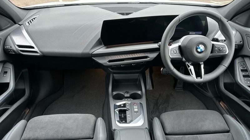 Image 4/4