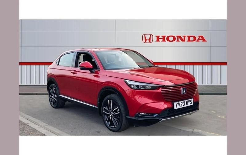 Used Honda HR-V Advance 131 HP (96 kW) 2023 Red SUV