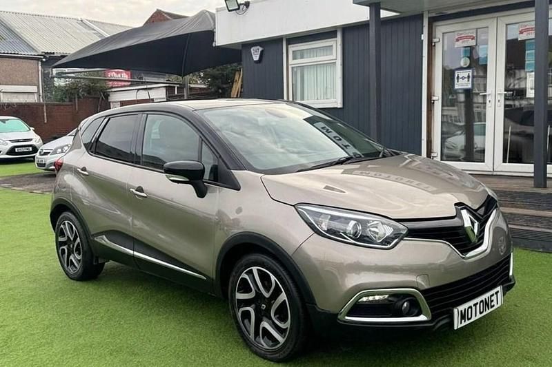 Beige Used 2015 Renault Captur Dynamique SUV | £4,240 (Fair price) - Image 1/1
