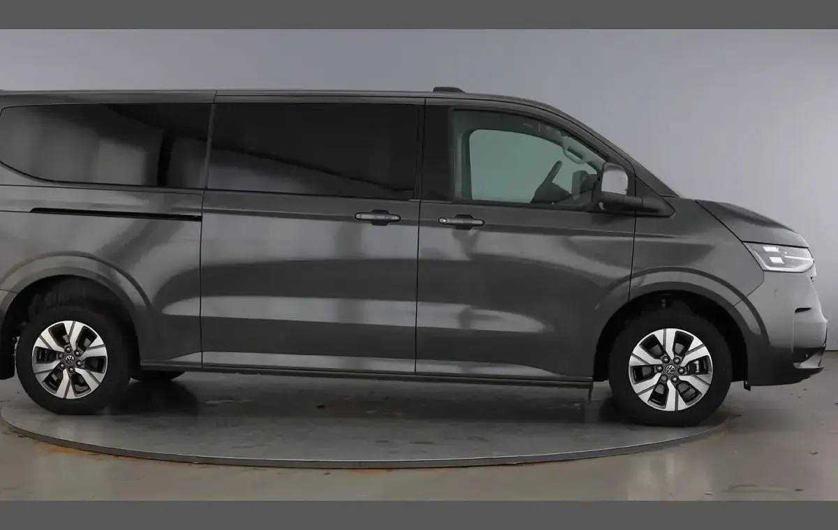 Used VW T7 Style 150 HP (110 kW) 2025 Grey Van