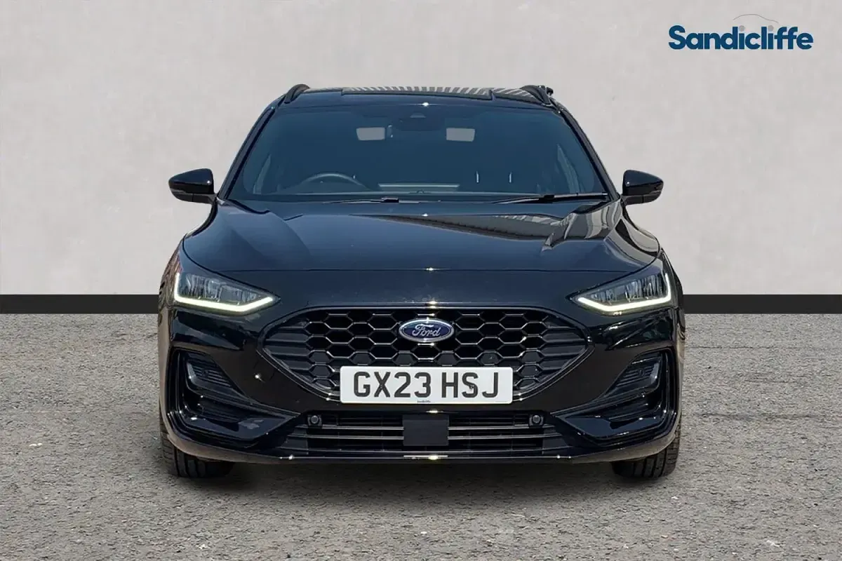 Used Ford Focus ST-Line 125 HP (91 kW) 2023 Black Estate