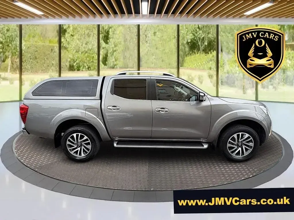 Used Nissan Navara Tekna 2018 Grey Pickup