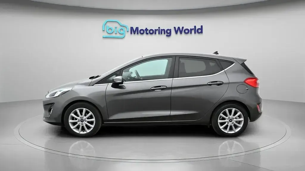 Second-hand Ford Fiesta Titanium 95 CP (69 kW) 2020 Gri Hatchback