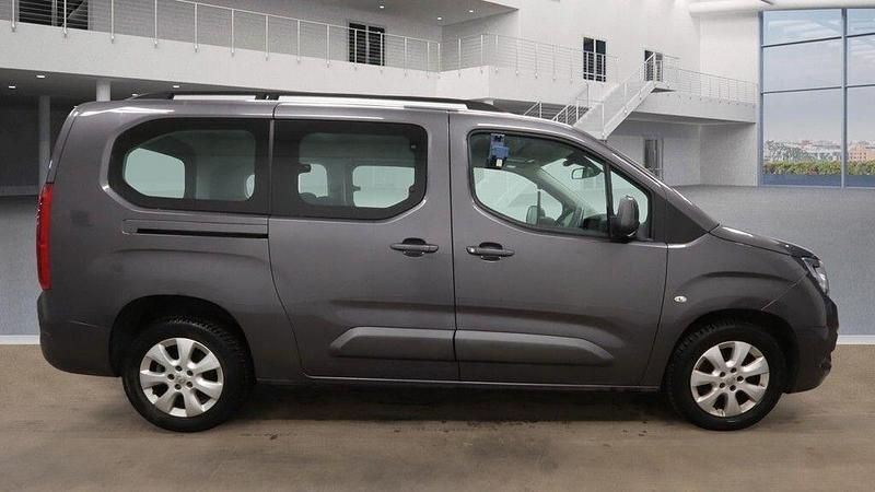 Used Vauxhall Combo 110 HP (80 kW) 2019 Grey MPV