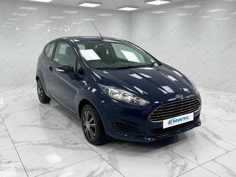 Used Ford Fiesta Studio 2015 Blue Hatchback