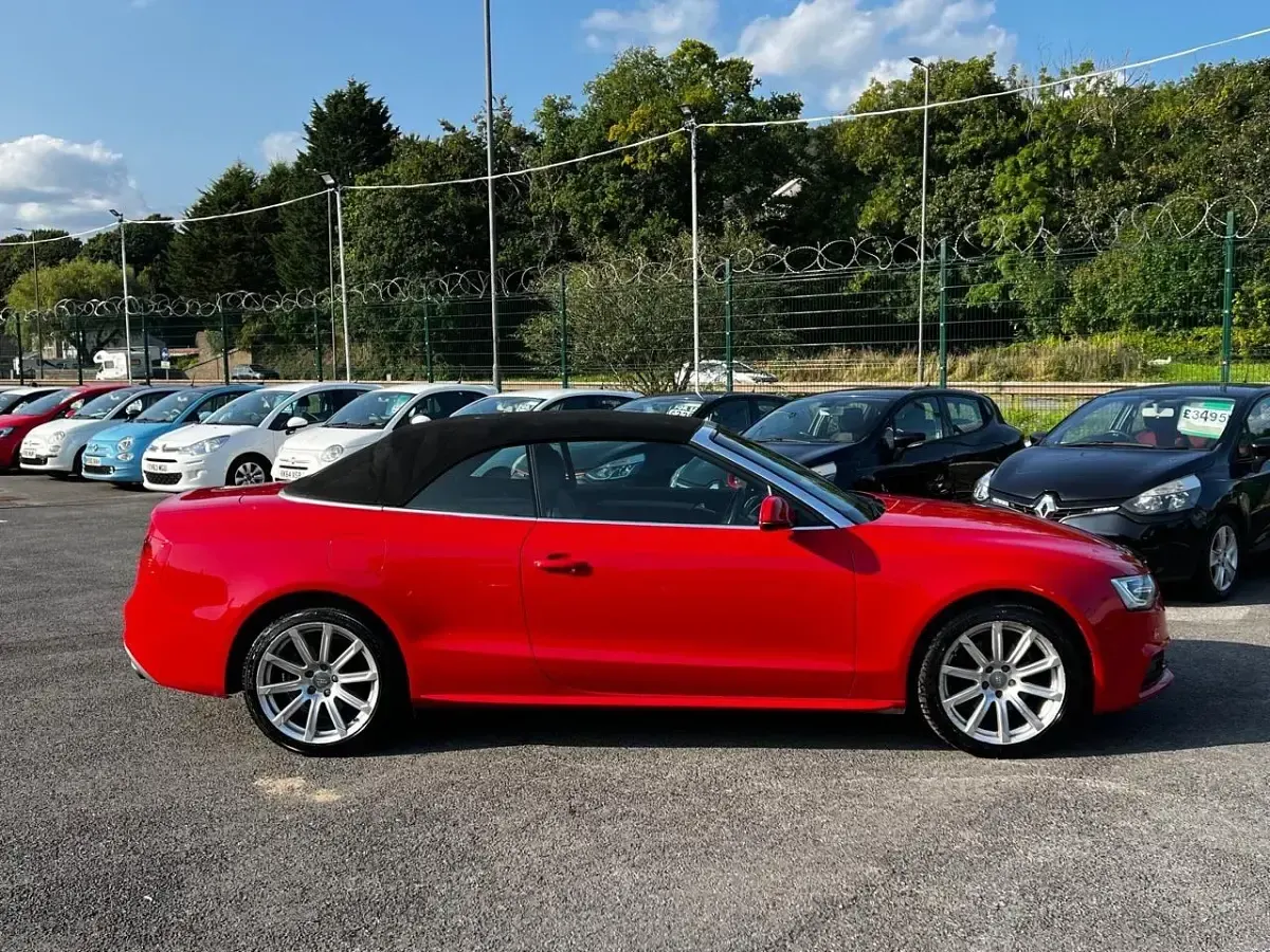 Begagnad Audi A5 Cabriolet S-Line 2014 Röd Cab