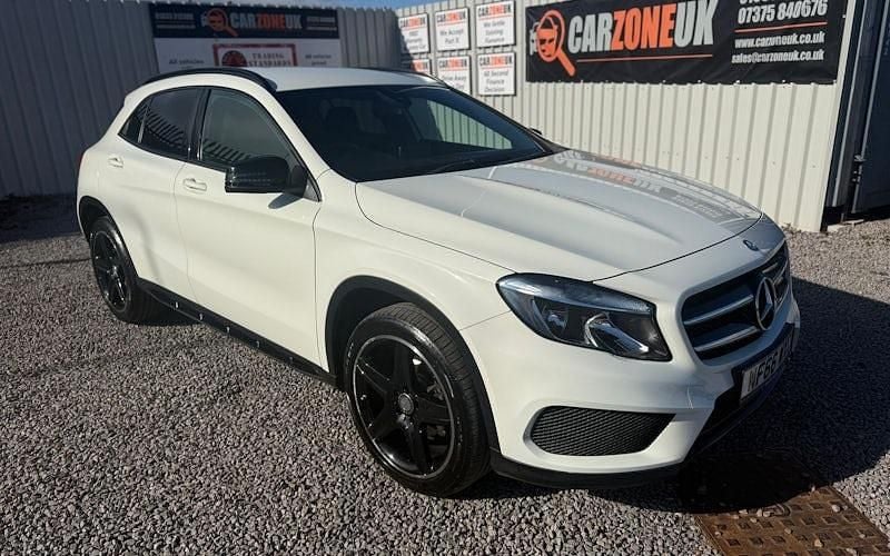 Used Mercedes GLA200 AMG line 136 HP (100 kW) 2016 White SUV