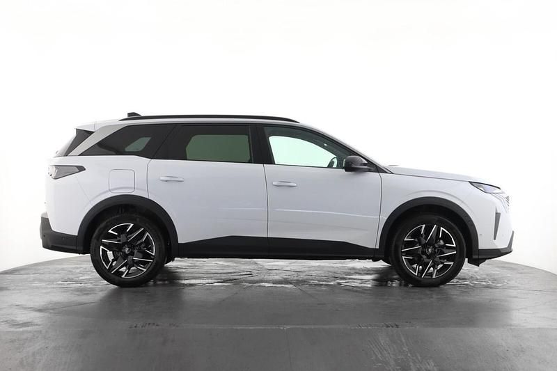 New Peugeot 5008 Allure Premium 2026 Estate