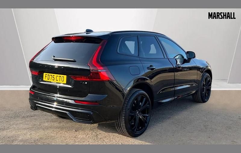 New Volvo XC60 Plus 350 HP (257 kW) 2025 Metallic  onyx black SUV