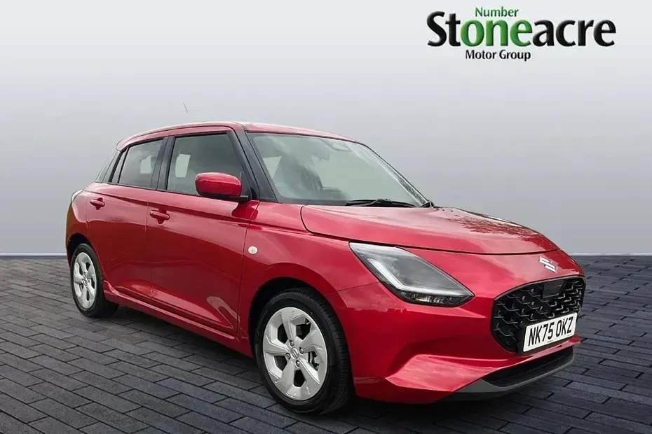 Novo Suzuki Swift 82 HP (60 kW) 2025 Vermelho Citadino