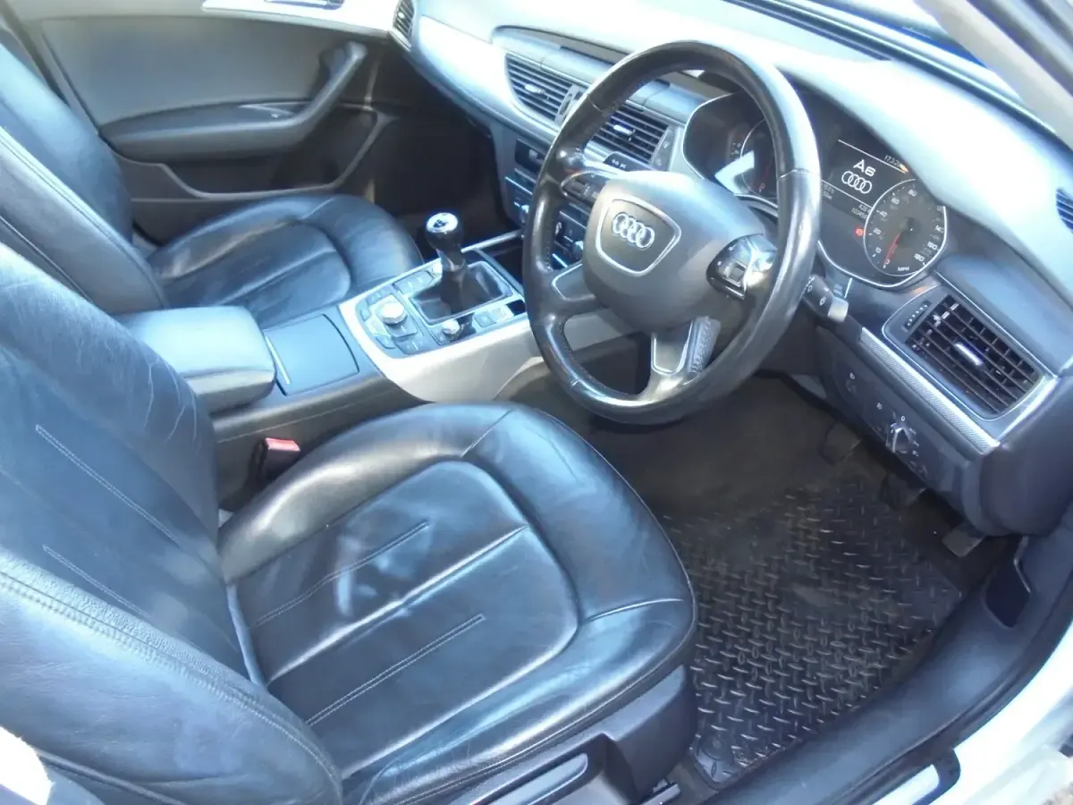Używany Audi A6 177 KM (130 kW) 2011 Biały Sedan/Limuzyna
