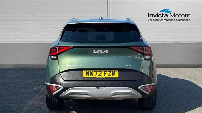 Used Kia Sportage 180 HP (132 kW) 2022 Green SUV