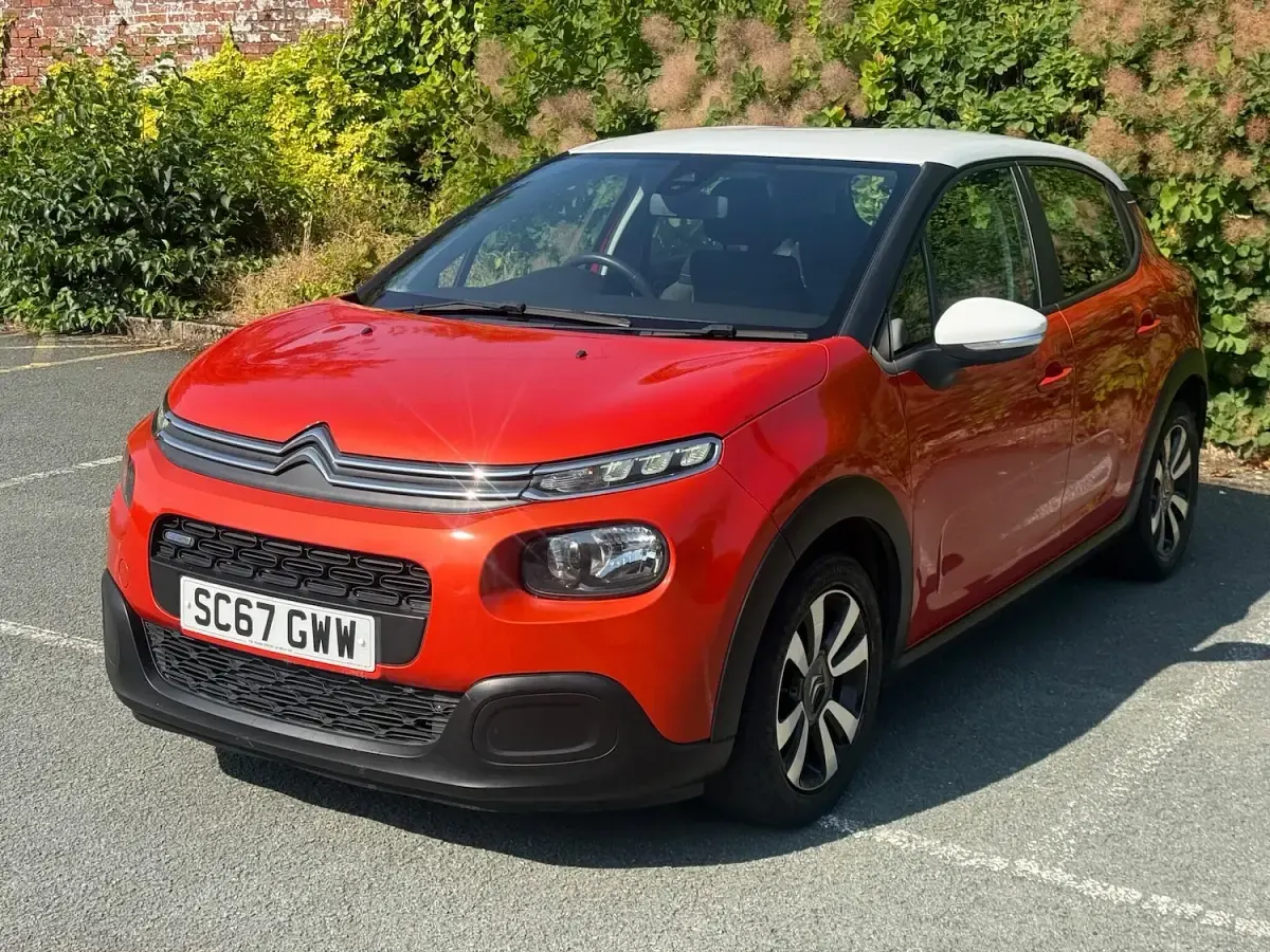 Used Citroën C3 Feel 2018 Orange Hatchback