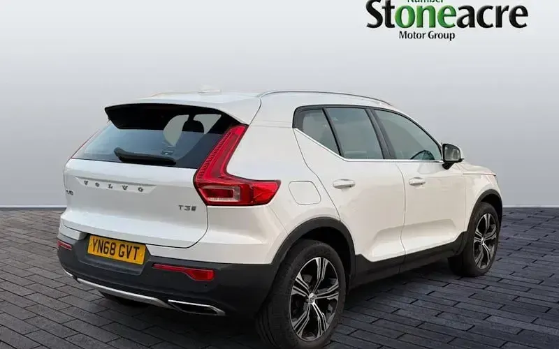 Used Volvo XC40 Inscription 163 HP (119 kW) 2021 SUV