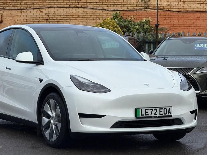 Used Tesla Model Y RWD 219 kW (299 HP) 2022 White SUV