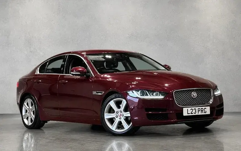 Used Jaguar XE Portfolio 180 HP (132 kW) 2016 Sedan