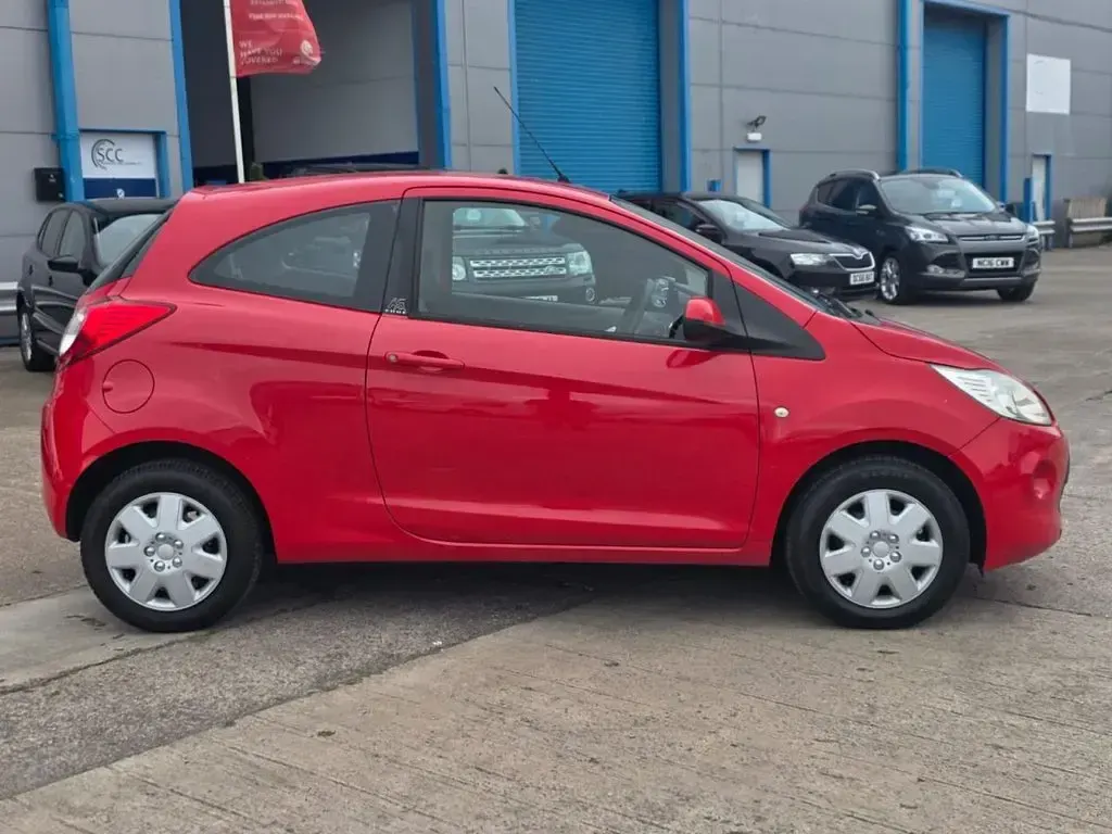Used Ford Ka S 69 HP (50 kW) 2013 Red Hatchback