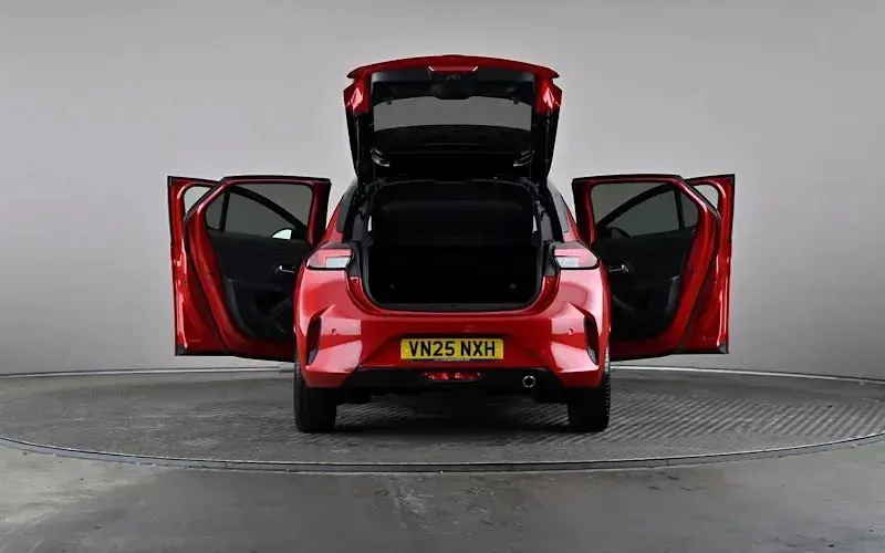 Used Vauxhall Corsa Ultimate 101 HP (74 kW) 2025 Red Hatchback