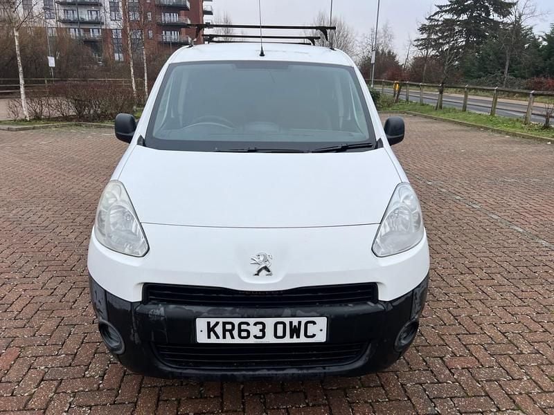 Used Peugeot Partner 2013 White MPV