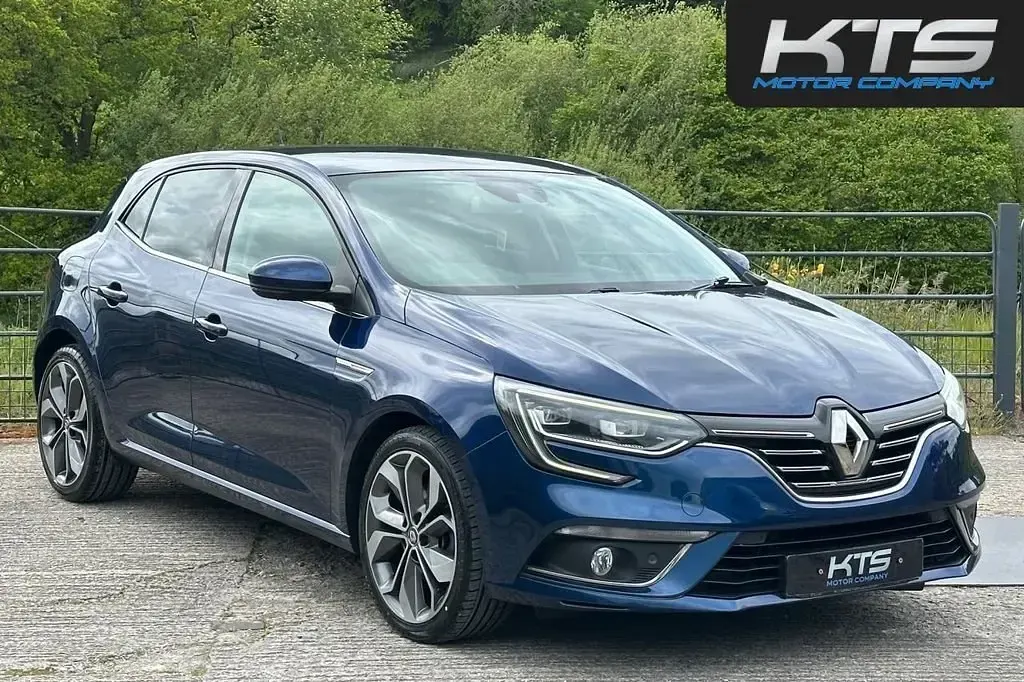 Używany Renault Mégane Signature 130 KM (95 kW) 2017 Niebieski Hatchback
