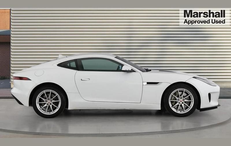 Used Jaguar F-Type R-Dynamic 300 HP (220 kW) 2018 White Coupe