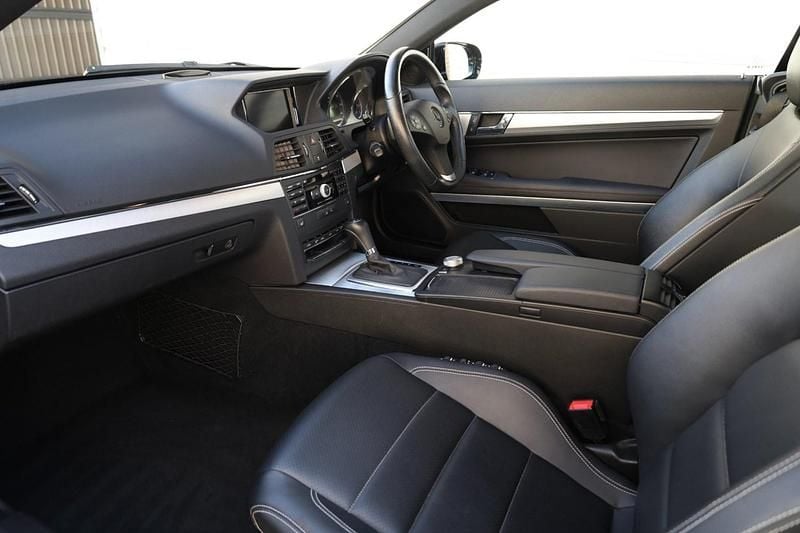 Used Mercedes E350 231 HP (169 kW) 2009 Black Coupe