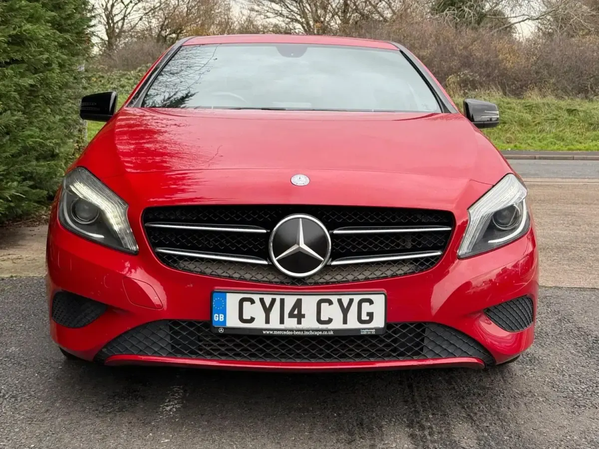 Used Mercedes A200 156 HP (114 kW) 2014 Red Hatchback