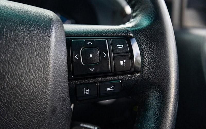 Used Toyota HiLux 204 HP (150 kW) 2024 Pickup