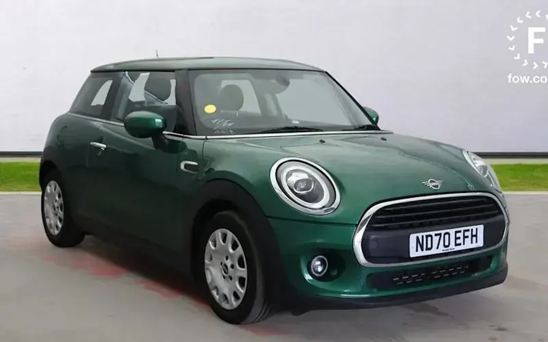 Used Mini ONE Classic 102 HP (75 kW) 2020 Green Hatchback