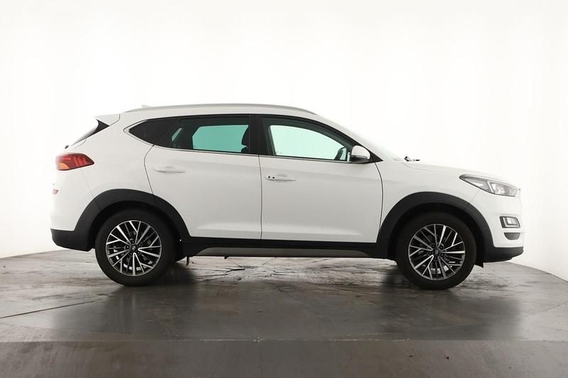 Used Hyundai Tucson Premium 2019 White SUV