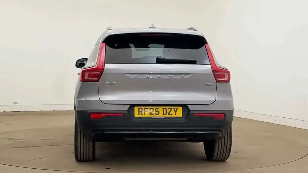 Used Volvo XC40 Plus 161 HP (118 kW) 2026 SUV