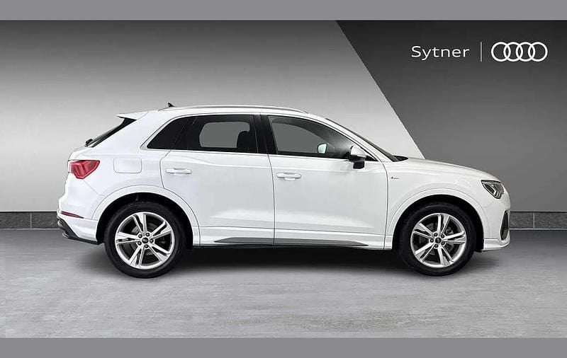 Used Audi Q3 S-Line 147 HP (108 kW) 2024 White SUV