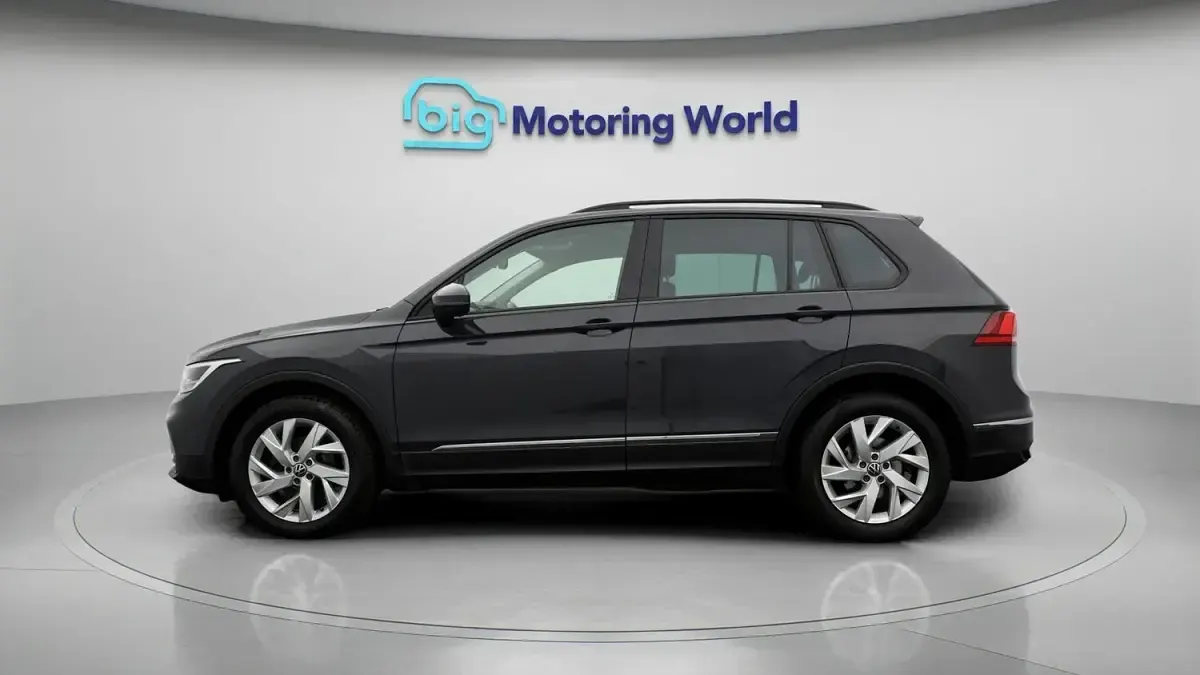 Used VW Tiguan S 150 HP (110 kW) 2021 Grey SUV
